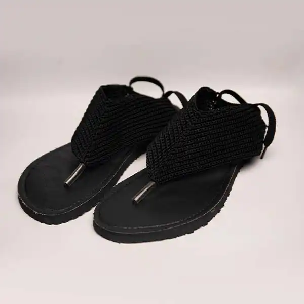 Sandales en cuir noir pour femmes africaines FulChris chez Baobabmart