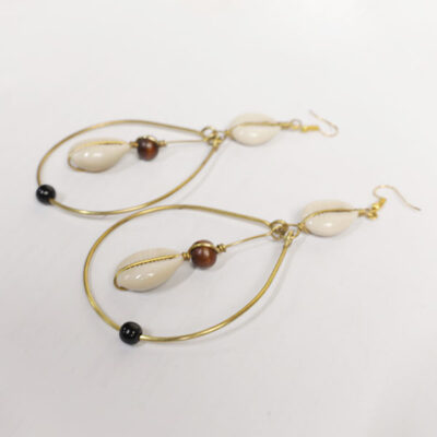 Oval Pendant Earring with Beads – Handcrafted Elegance for Everyday Wear
