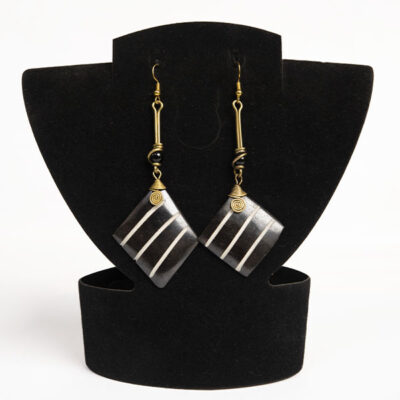 Black Diamond-shaped Ox Horn Earrings – Baobabmart