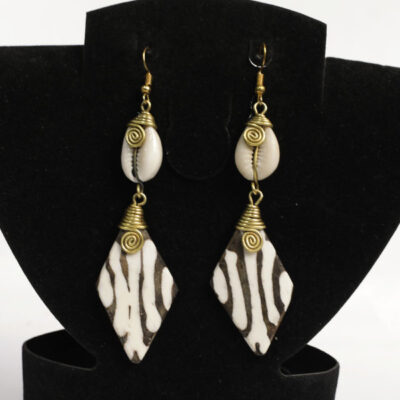 Cowrie Earrings Dangling in a Diamond Shape – Handcrafted African Jewelry at Baobabmart