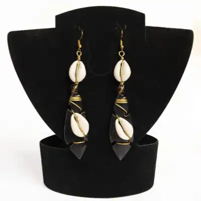 Diamond-Shaped Earrings Carved from Ox Horn – Baobabmart