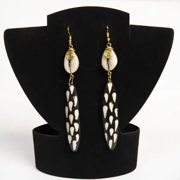 Feather-like Pendant Earrings with Bronze