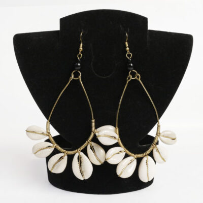 Oval Cowries Earrings With Bronze -