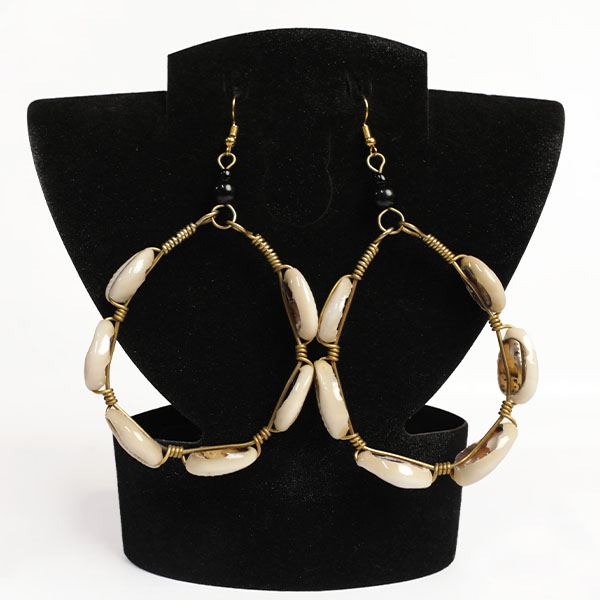 Cowrie Shells Oval Hoops - Baobabmart