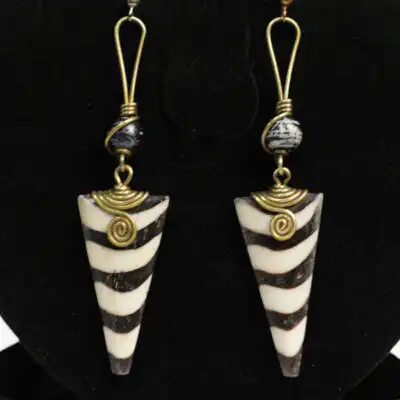Black and White Ox Horn Triangle Earrings – Handcrafted African Jewelry at Baobabmart
