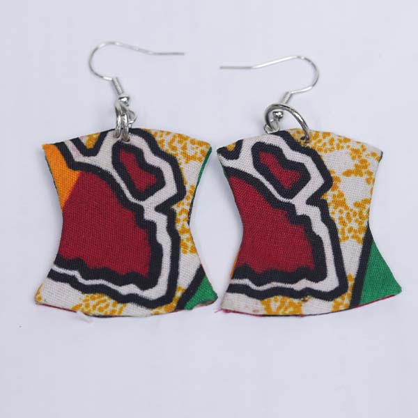 8-shaped wax earrings 2 Vintage 8-Shaped Red Wax Earrings – Authentic African Jewelry from Baobabmart