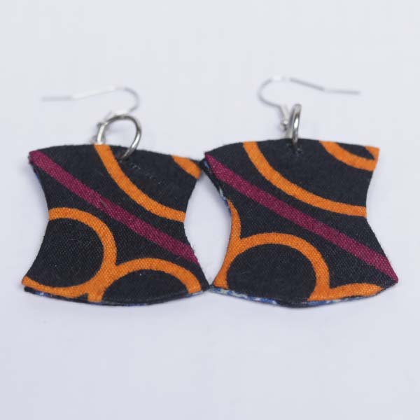 8-shaped wax earrings 4 Vintage 8-Shaped Red Wax Earrings – Authentic African Jewelry from Baobabmart