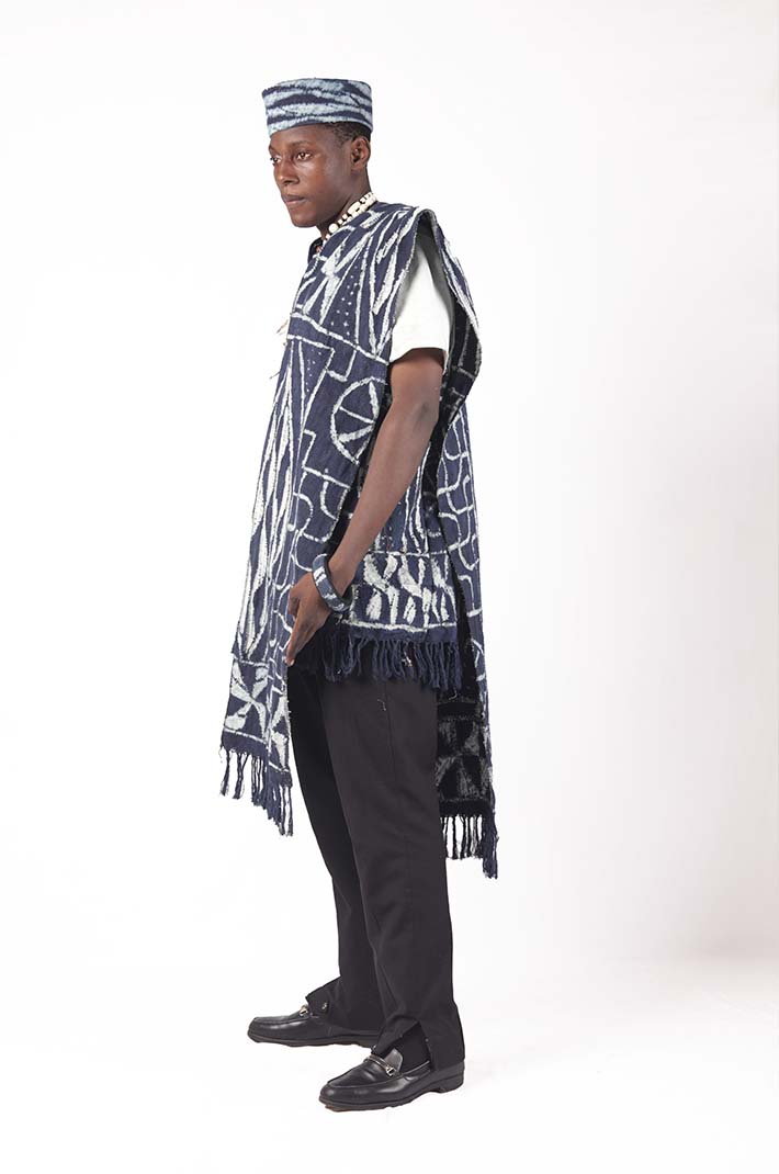 伝統的なンドップブーブーの男性用セット衣装 | カメルーン製