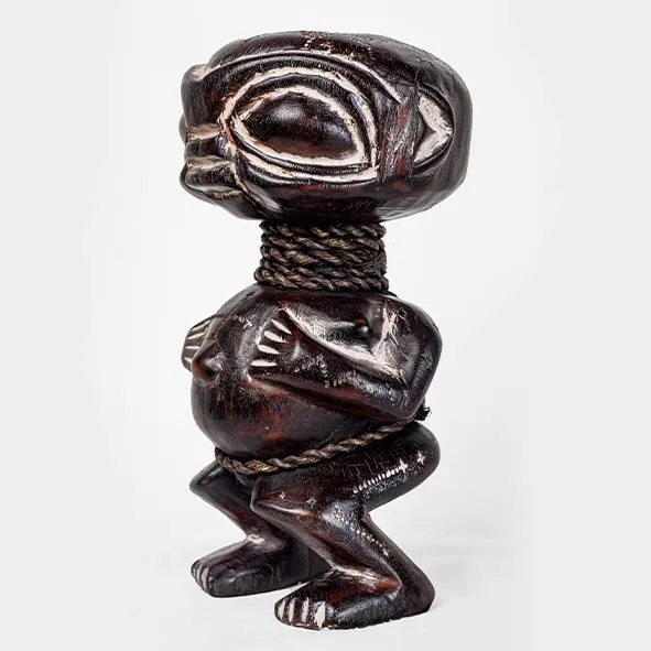 Statue pygmée de la tribu africaine 4