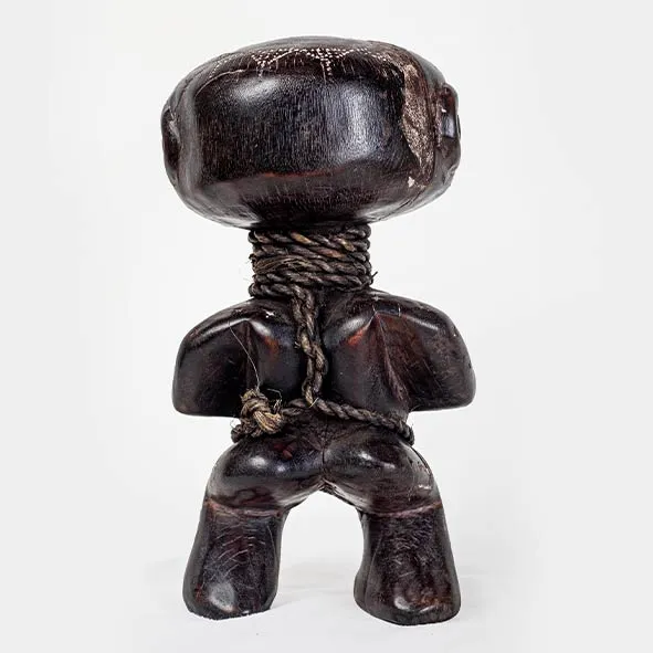 Statue pygmée de la tribu africaine 6
