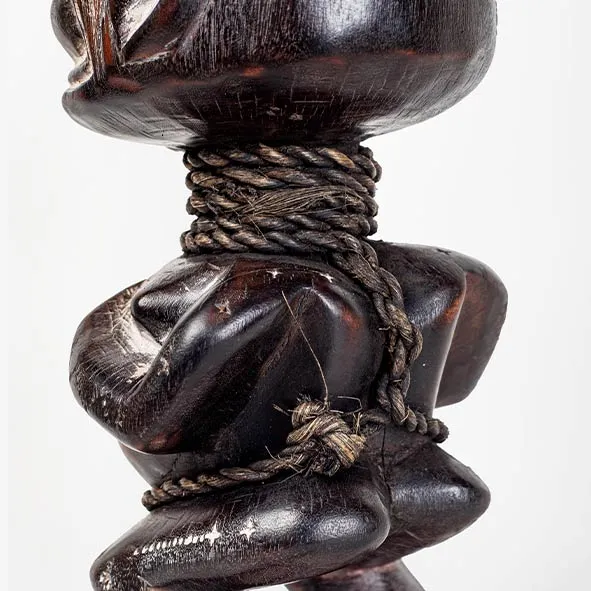 Statue pygmée de la tribu africaine 9