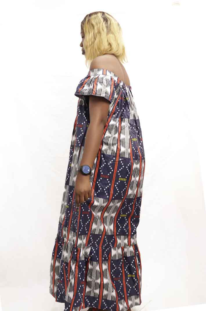 1 Long Dress Kaba Boat Collar with Geometric Pattern – Elegant and stylish, available at Baobabmart.