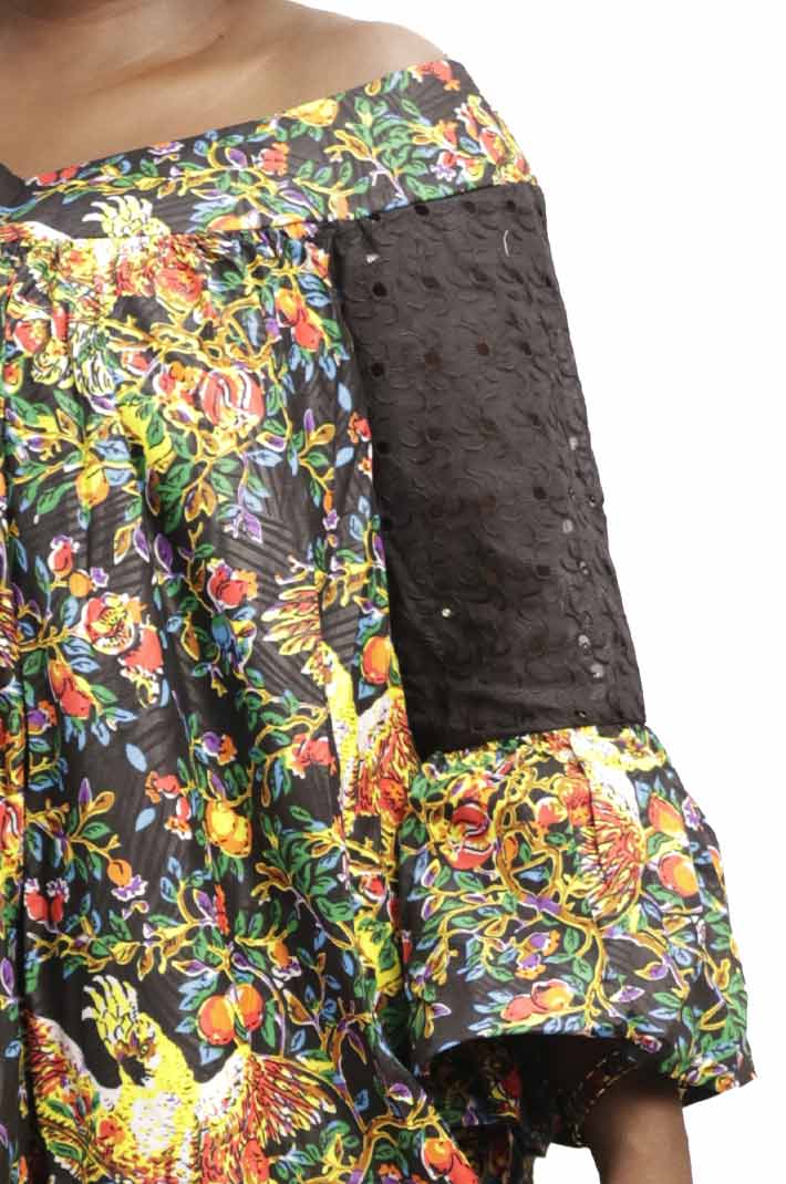 Long kaba dress with black lace mesh 2 The Long kabad dress with Black Lace Mesh is an elegant African dress for formal events, available at BaobabMart.