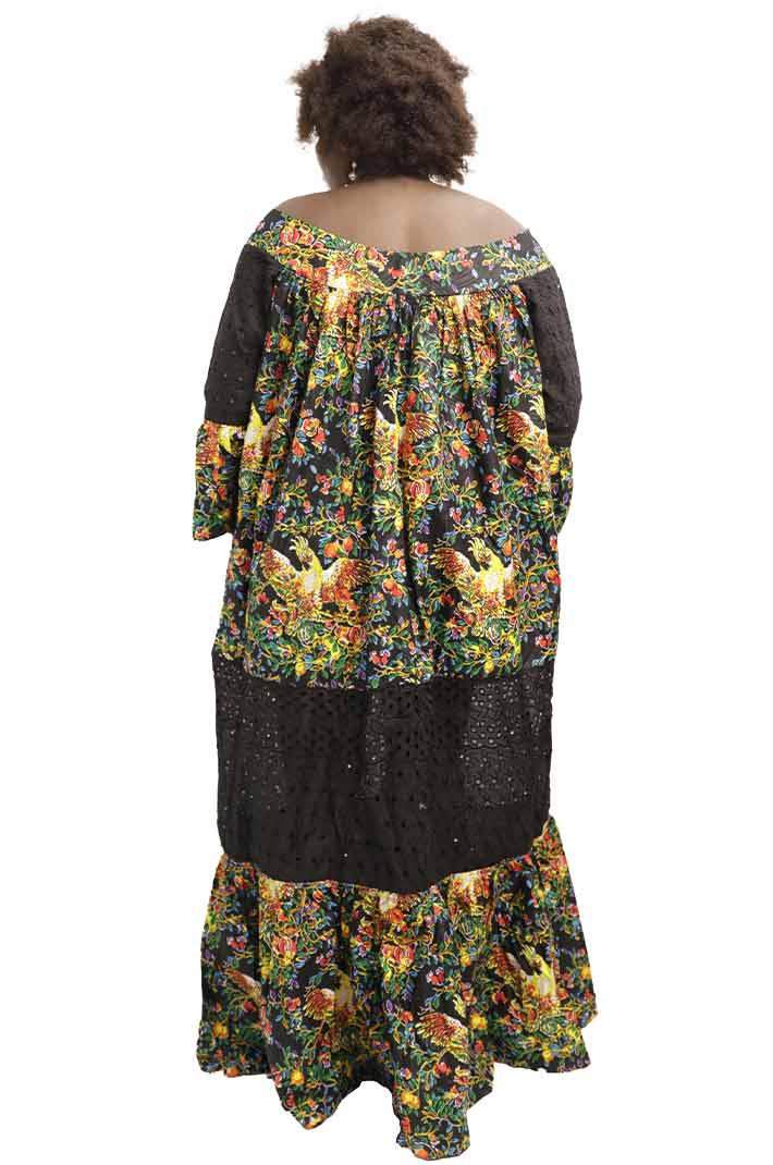 Long kaba dress with black lace mesh 4 The Long kabad dress with Black Lace Mesh is an elegant African dress for formal events, available at BaobabMart.