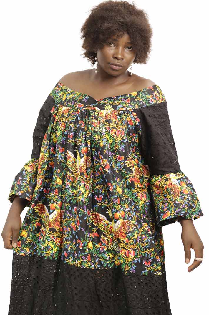 Long kaba dress with black lace mesh 5 The Long kabad dress with Black Lace Mesh is an elegant African dress for formal events, available at BaobabMart.