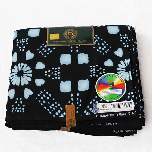 Black Hitarget fabric with printed flowers and hearts 2 Black Hitarget Fabric with Printed Flowers, perfect for clothing, accessories, and home decor, available at Baobabmart.