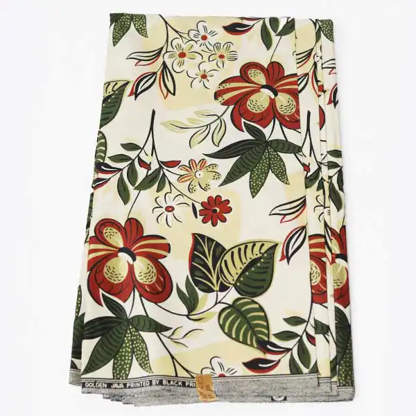 Gros plan du tissu Floral Black Prince de la collection Violeta à vendre montrant des fleurs